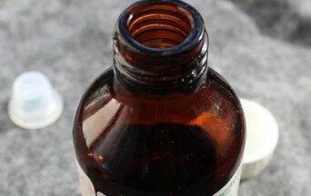 Salicylic acid from nipples